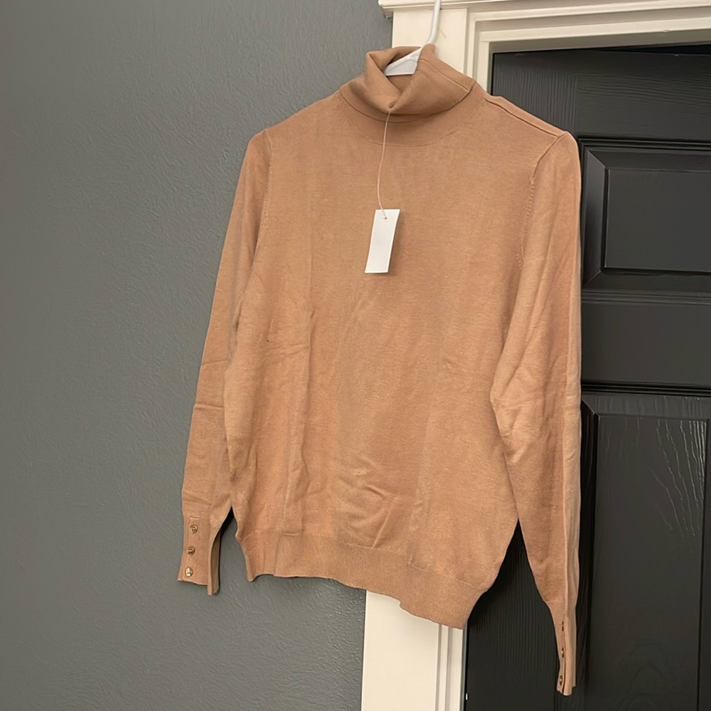 BNWT Ann Taylor turtleneck. Camel/tan. Cleaning out my closet. Make me an offer.